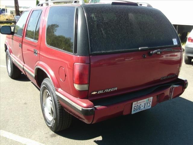 Chevrolet Blazer 1996 photo 2
