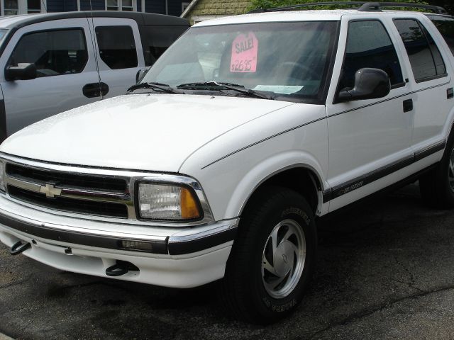 Chevrolet Blazer 1996 photo 2