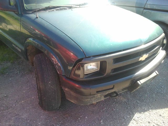 Chevrolet Blazer 1996 photo 2