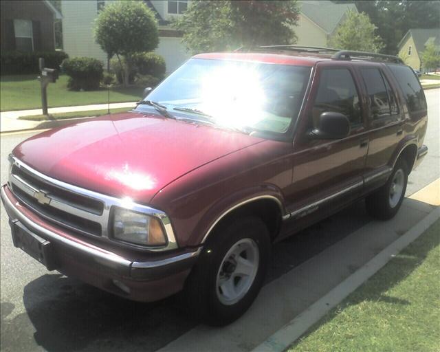 Chevrolet Blazer 1997 photo 2