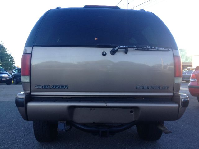 Chevrolet Blazer 1997 photo 3