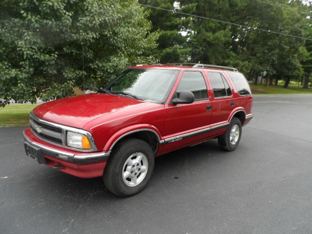 Chevrolet Blazer 1997 photo 2