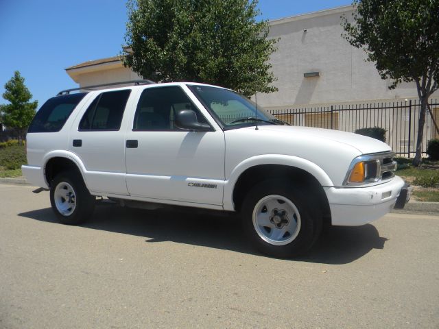 Chevrolet Blazer Crew Denali SUV