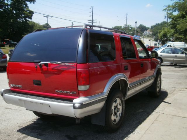 Chevrolet Blazer 1997 photo 1