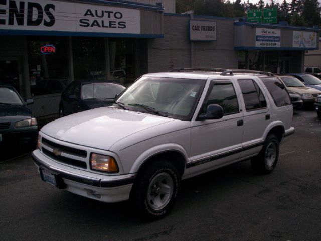 Chevrolet Blazer 1997 photo 2