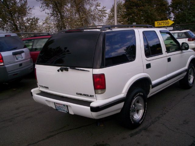 Chevrolet Blazer 1997 photo 4