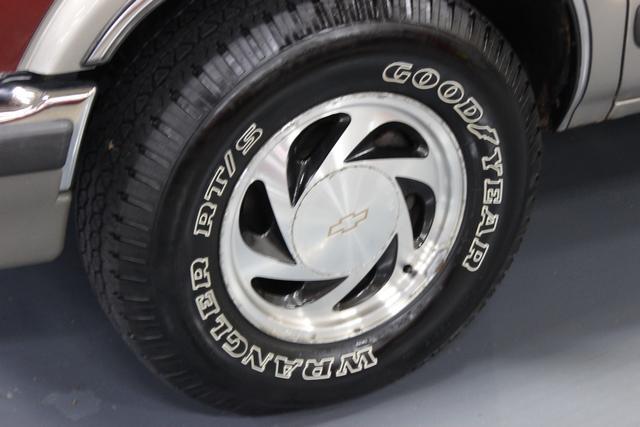 Chevrolet Blazer 1998 photo 2