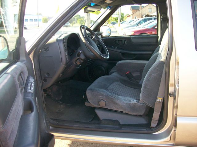 Chevrolet Blazer 1998 photo 0