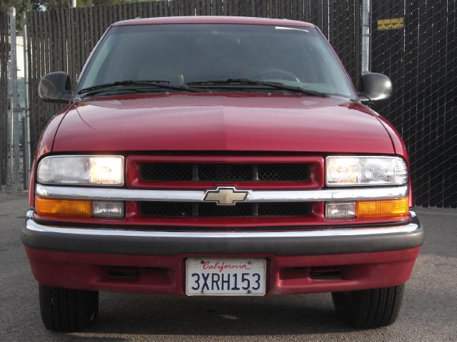 Chevrolet Blazer 1998 photo 2