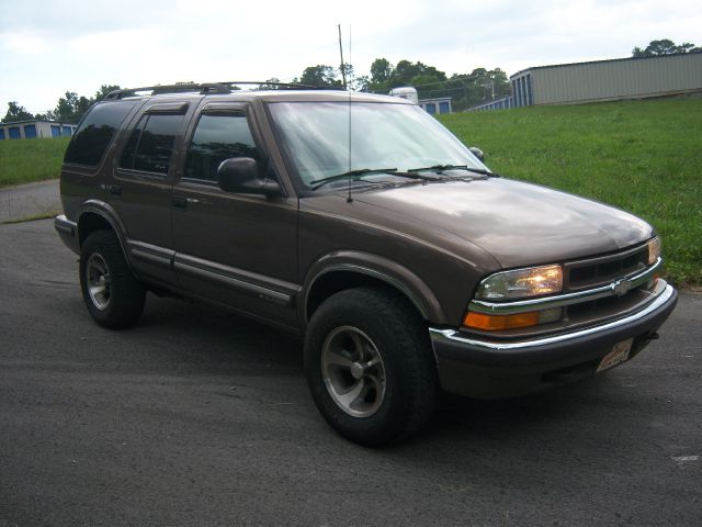 Chevrolet Blazer 1998 photo 1