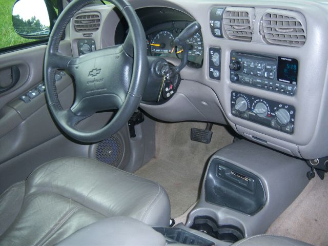 Chevrolet Blazer 1998 photo 3