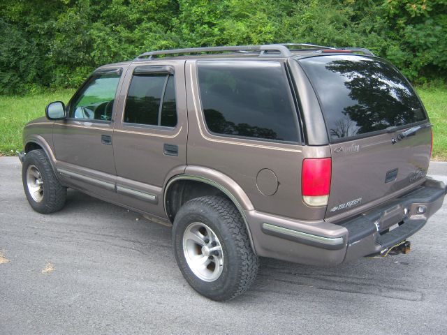 Chevrolet Blazer 1998 photo 4