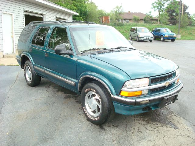 Chevrolet Blazer 1998 photo 3