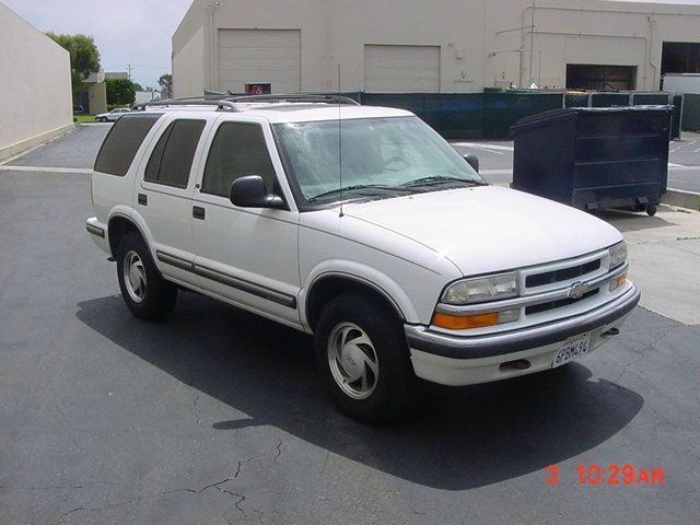 Chevrolet Blazer 1998 photo 4
