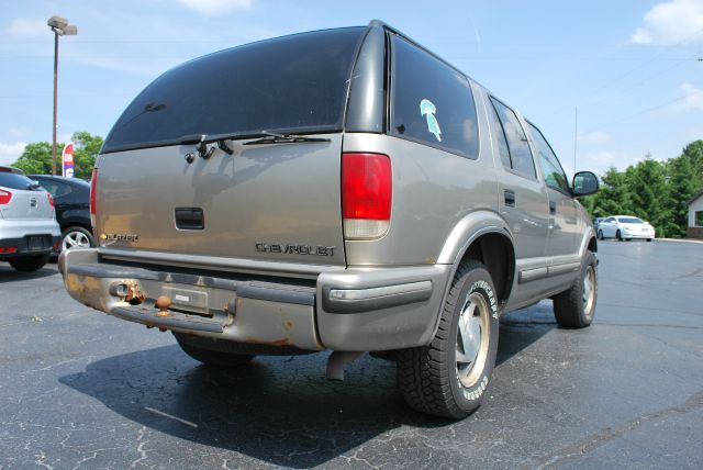 Chevrolet Blazer 1998 photo 1