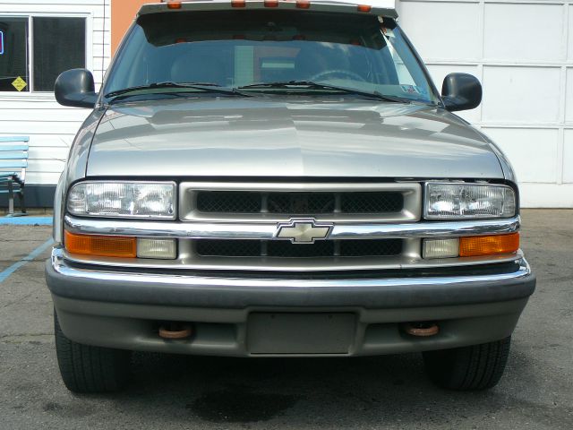 Chevrolet Blazer 1998 photo 4
