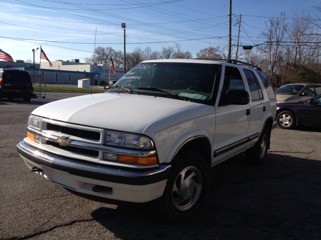 Chevrolet Blazer 1999 photo 1