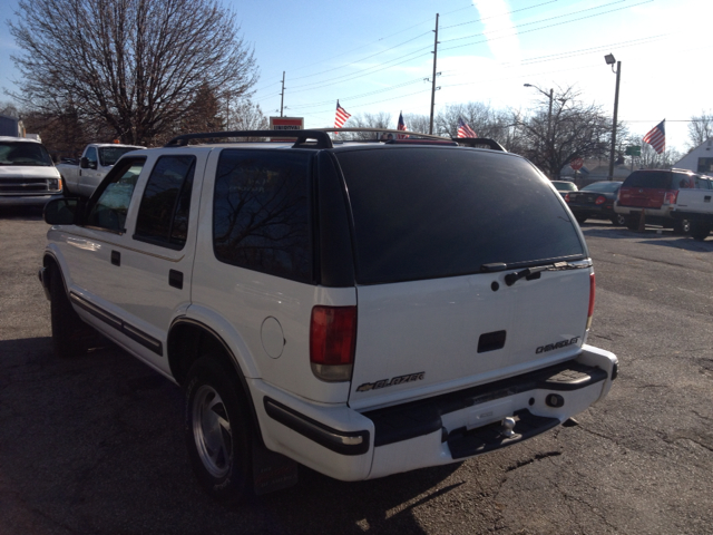 Chevrolet Blazer 1999 photo 4
