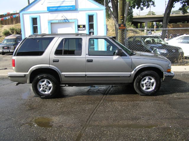 Chevrolet Blazer 1999 photo 3