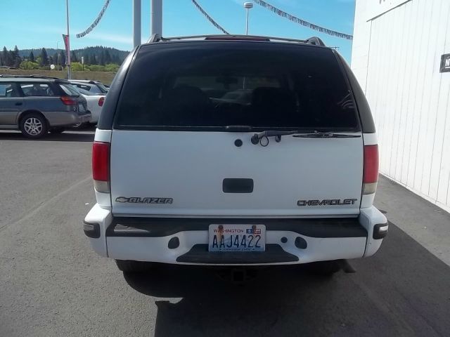 Chevrolet Blazer 1999 photo 3
