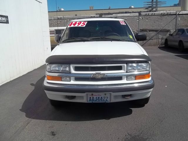 Chevrolet Blazer 1999 photo 4