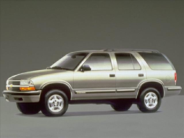 Chevrolet Blazer 1999 photo 2