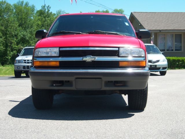 Chevrolet Blazer 1999 photo 2
