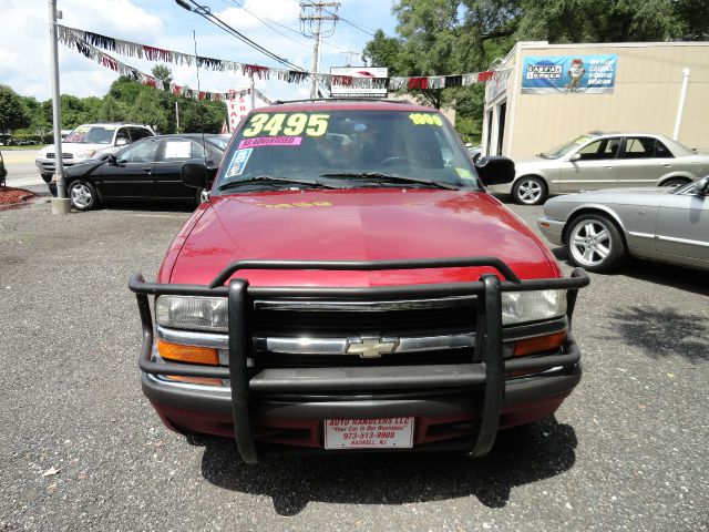 Chevrolet Blazer 1999 photo 2