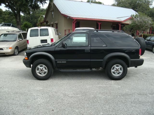 Chevrolet Blazer 2000 photo 4