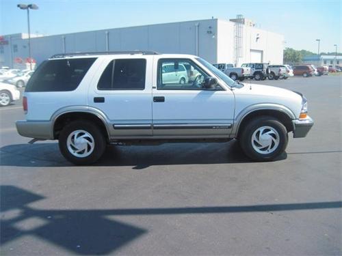 Chevrolet Blazer 2000 photo 3