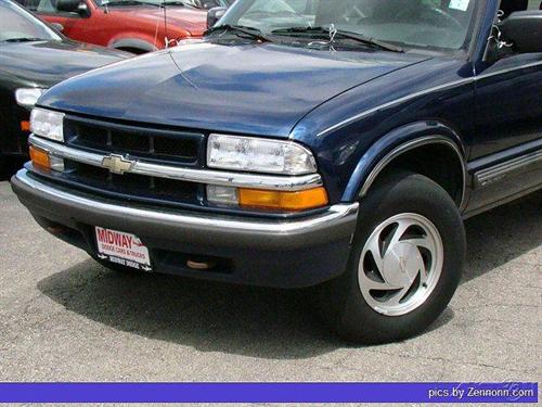 Chevrolet Blazer 2000 photo 3