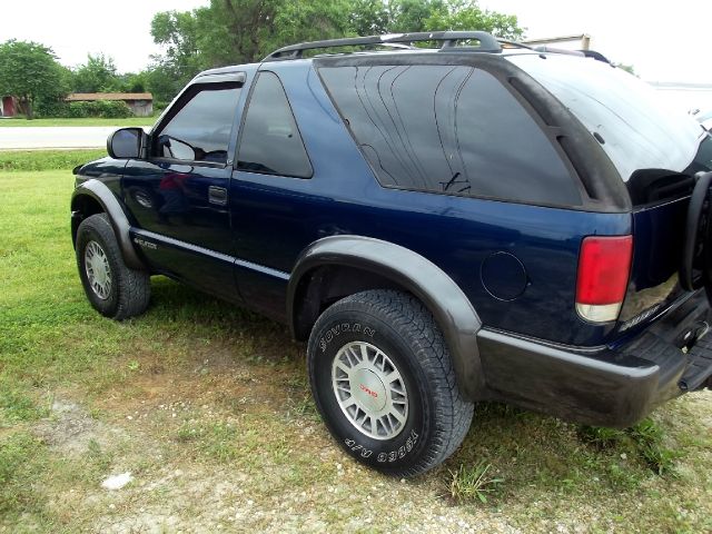 Chevrolet Blazer 2000 photo 2