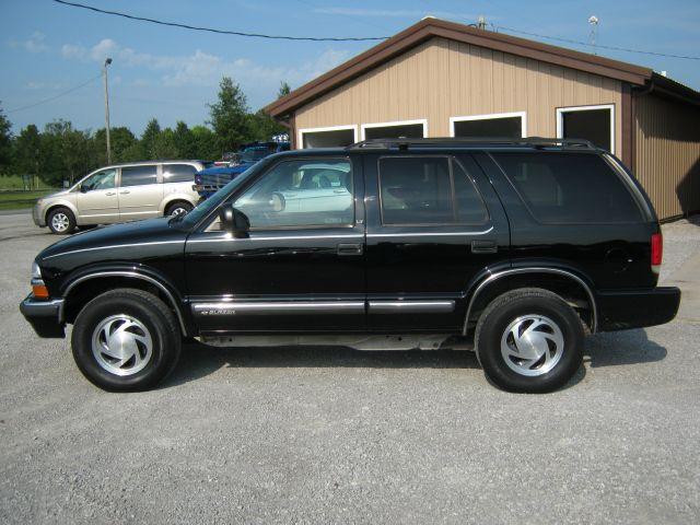 Chevrolet Blazer 2000 photo 2
