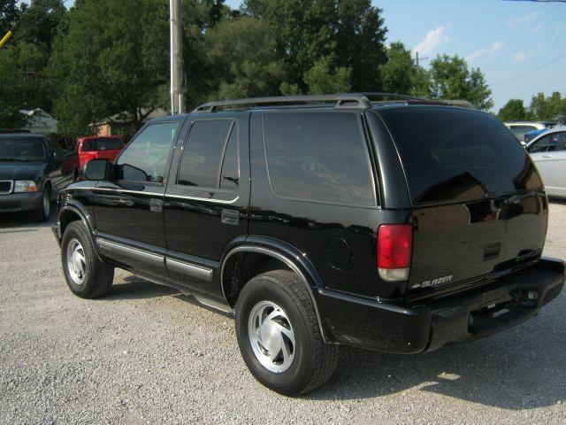 Chevrolet Blazer 2000 photo 4