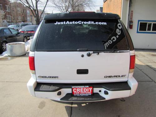 Chevrolet Blazer 2000 photo 2