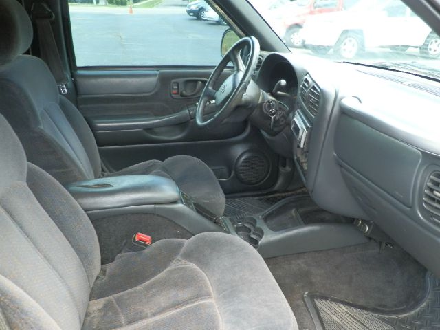 Chevrolet Blazer 2000 photo 3
