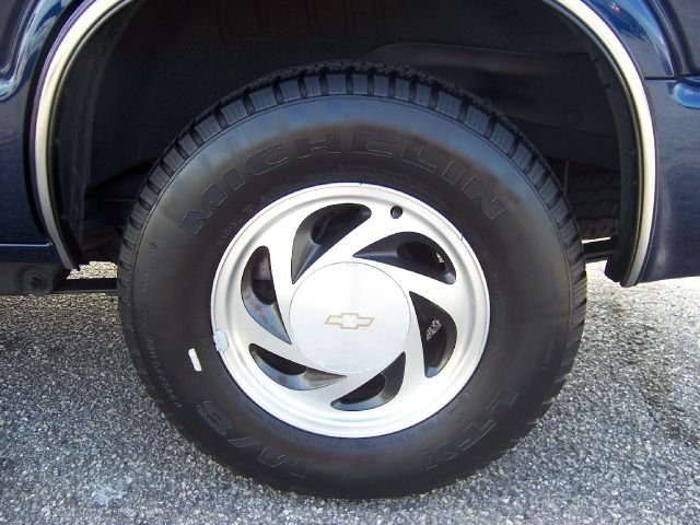 Chevrolet Blazer 2000 photo 3