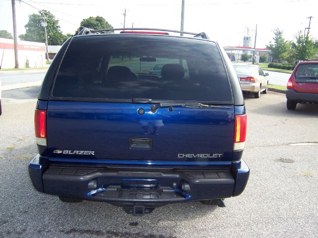 Chevrolet Blazer 2000 photo 4