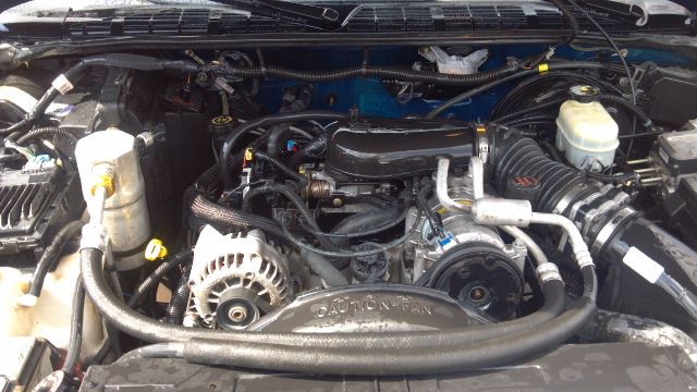 Chevrolet Blazer Laramie Heavy DUTY Dually SUV