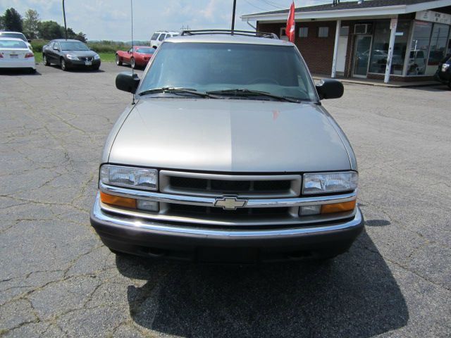 Chevrolet Blazer 2000 photo 2