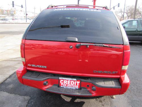 Chevrolet Blazer 2000 photo 2