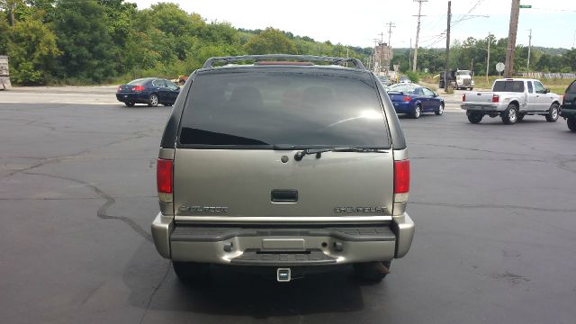 Chevrolet Blazer 2000 photo 3