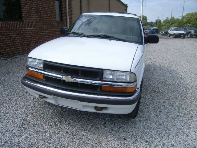 Chevrolet Blazer 2000 photo 4
