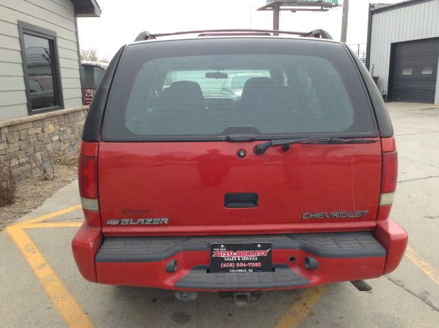 Chevrolet Blazer 2000 photo 2