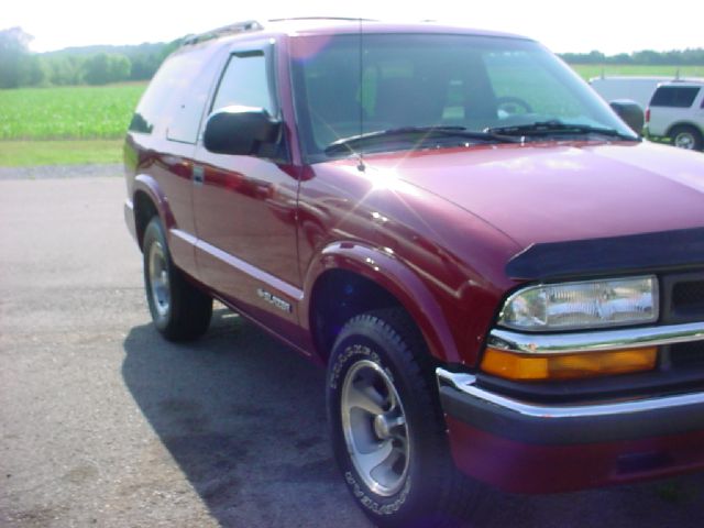 Chevrolet Blazer 2000 photo 1