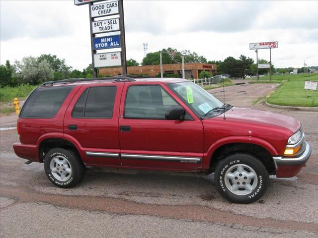 Chevrolet Blazer 2000 photo 2