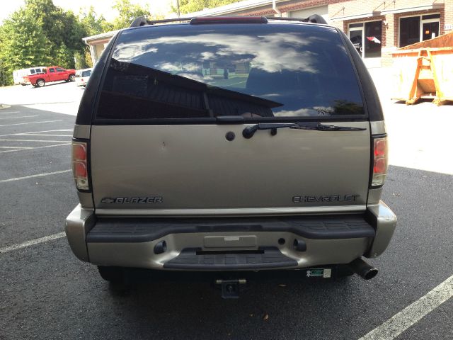 Chevrolet Blazer 2000 photo 1