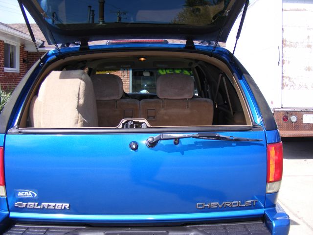 Chevrolet Blazer 2WD QUAD CAB 140.5 ST SUV