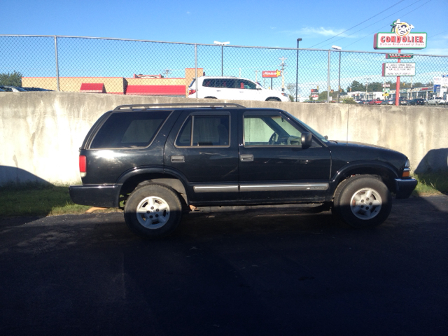 Chevrolet Blazer 2000 photo 1