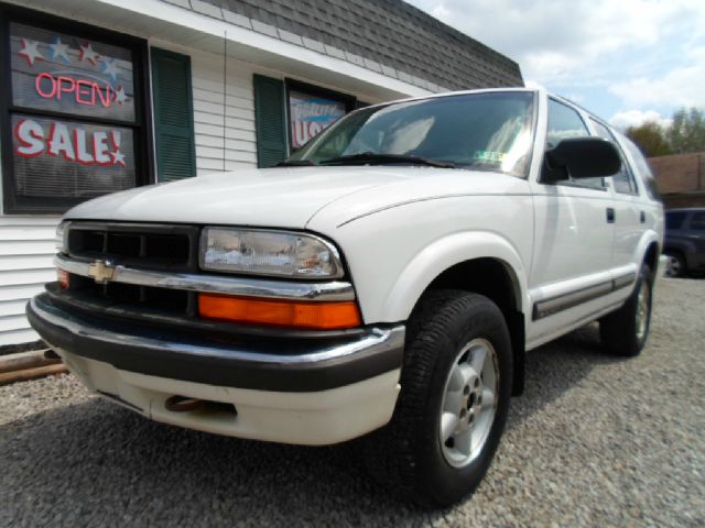 Chevrolet Blazer 2000 photo 2